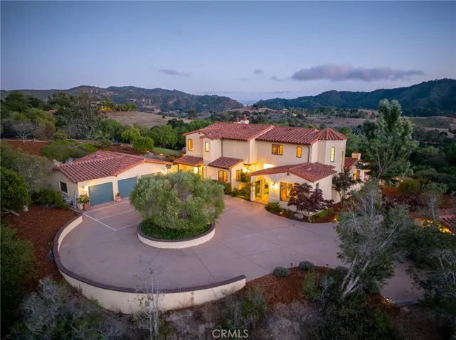1090 Bassi Drive, San Luis Obispo, California 93405