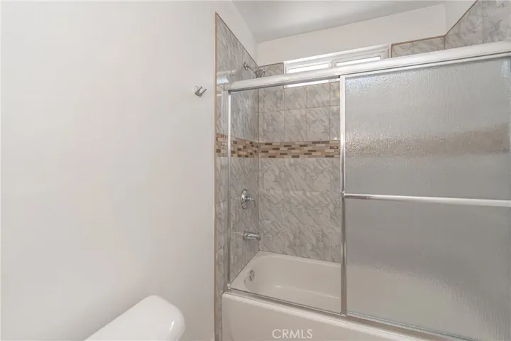 345 W 73rd Street, Los Angeles, California 90003