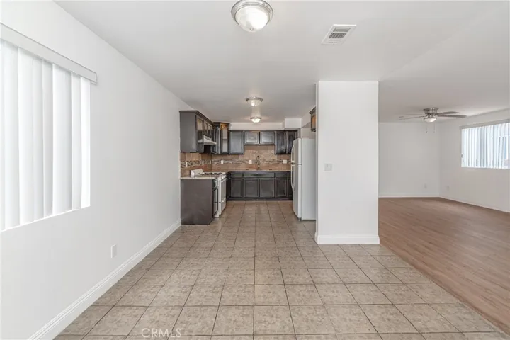 345 W 73rd Street, Los Angeles, California 90003