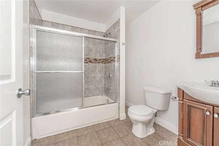 345 W 73rd Street, Los Angeles, California 90003