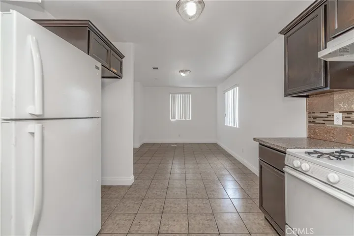345 W 73rd Street, Los Angeles, California 90003