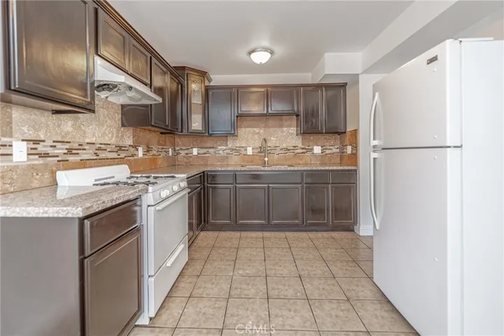 345 W 73rd Street, Los Angeles, California 90003