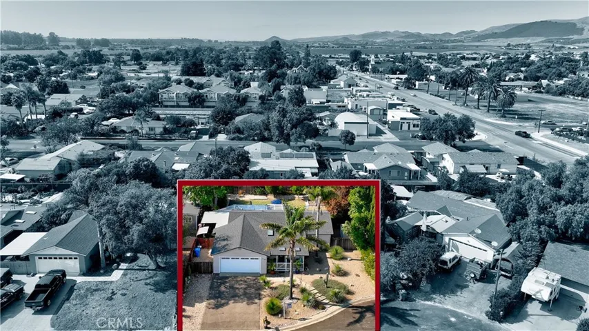 ariel view of house and lot
