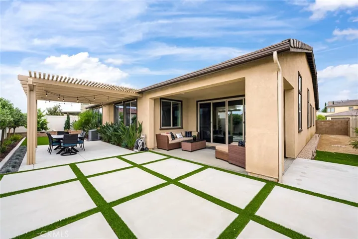 Beautiful, low-maintanence back yard.