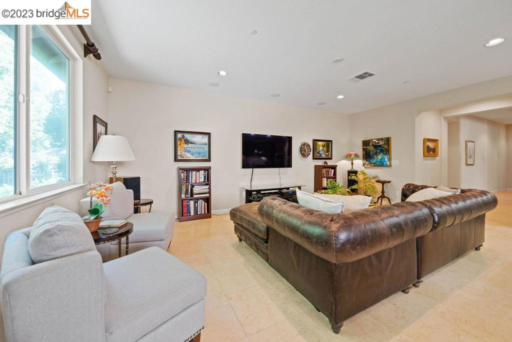 1692 Oakville, Brentwood, California 94513 home-pic-22