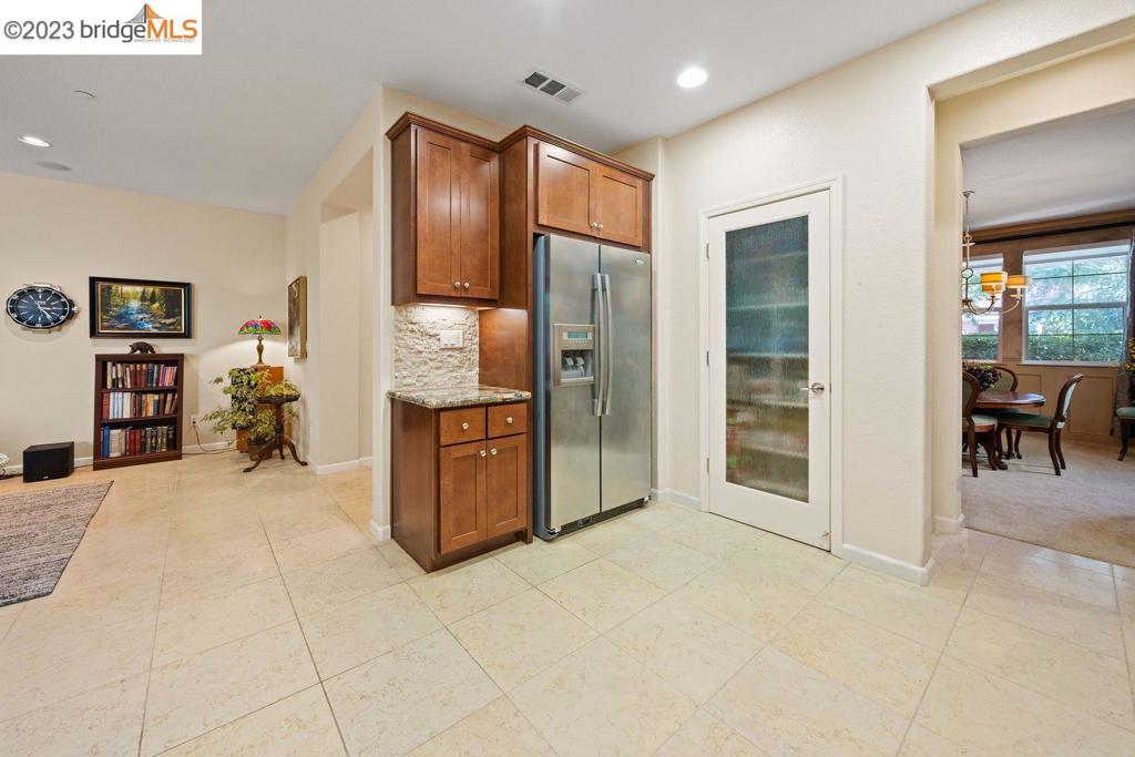 1692 Oakville, Brentwood, California 94513 home-pic-16