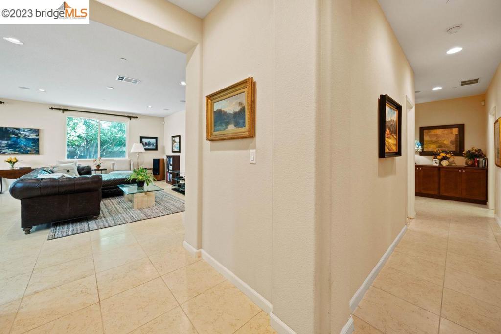 1692 Oakville, Brentwood, California 94513 home-pic-9