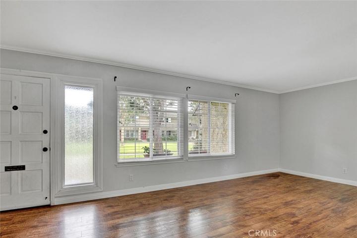 Living Room views greenbelt
