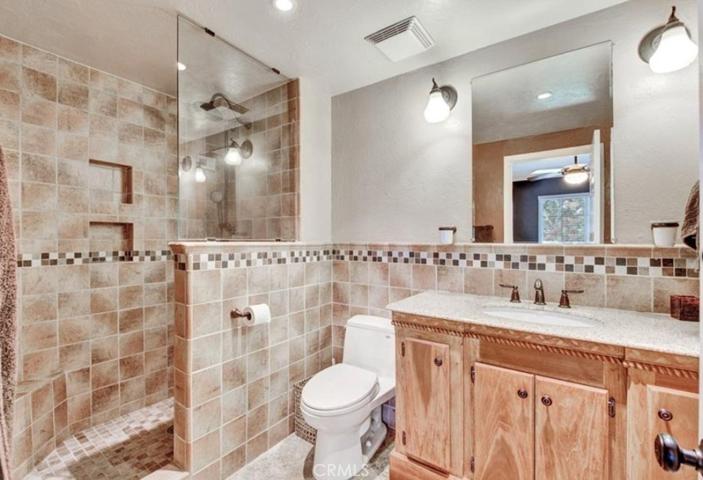 Primary Suite Bathroom