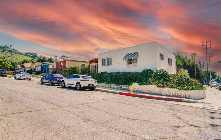 2900 Asbury Street, Cypress Park, California 90065