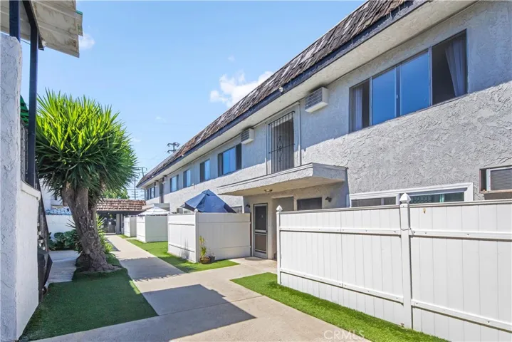 8202 Rosemead Boulevard, Pico Rivera, California 90660