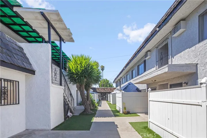 8202 Rosemead Boulevard, Pico Rivera, California 90660
