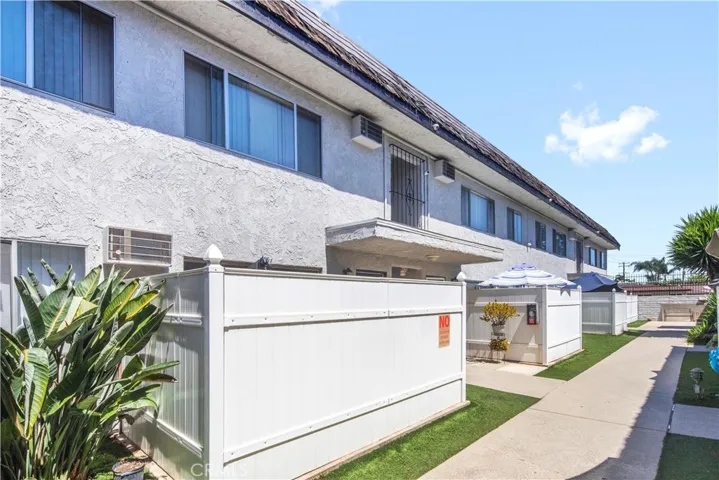 8202 Rosemead Boulevard, Pico Rivera, California 90660