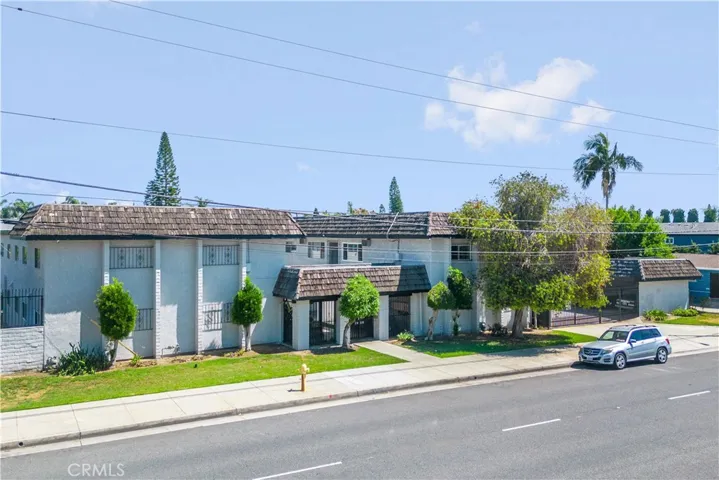 8202 Rosemead Boulevard, Pico Rivera, California 90660