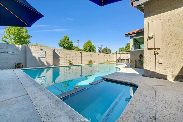 4517 Ironwood Avenue, Seal Beach, California 90740