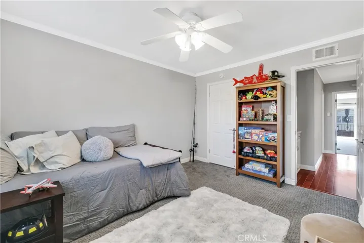 4517 Ironwood Avenue, Seal Beach, California 90740