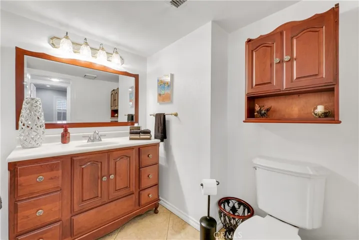 4517 Ironwood Avenue, Seal Beach, California 90740