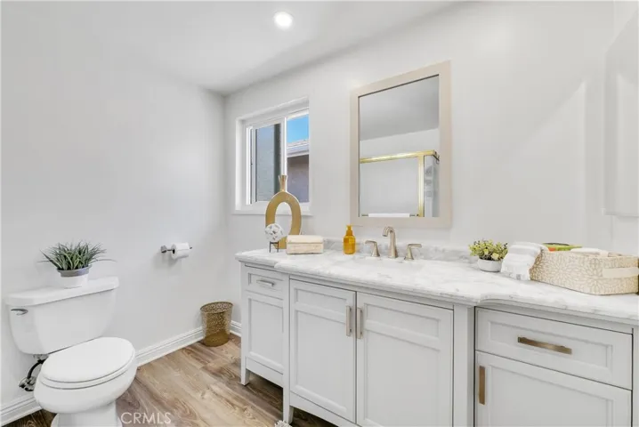 4517 Ironwood Avenue, Seal Beach, California 90740