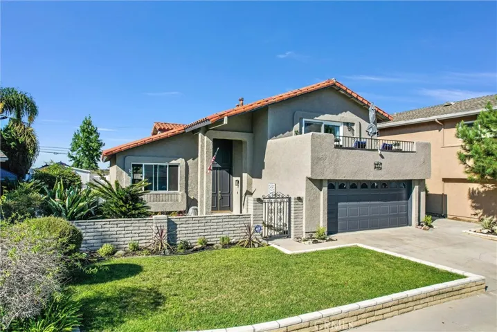 4517 Ironwood Avenue, Seal Beach, California 90740