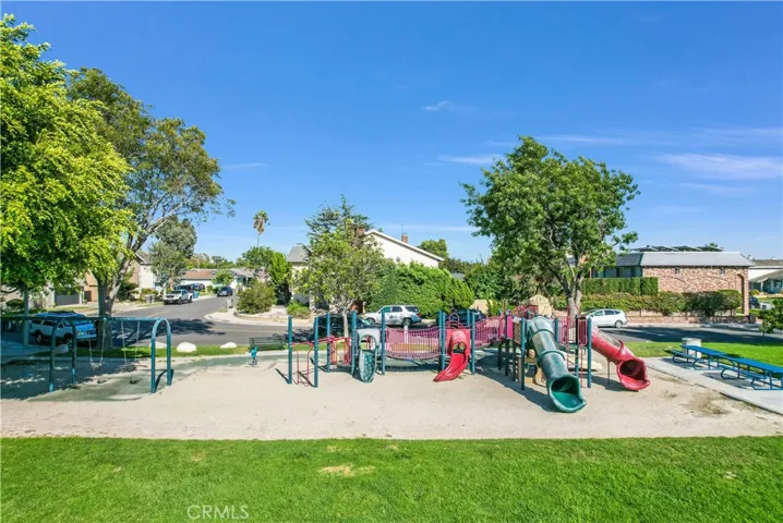 4517 Ironwood Avenue, Seal Beach, California 90740