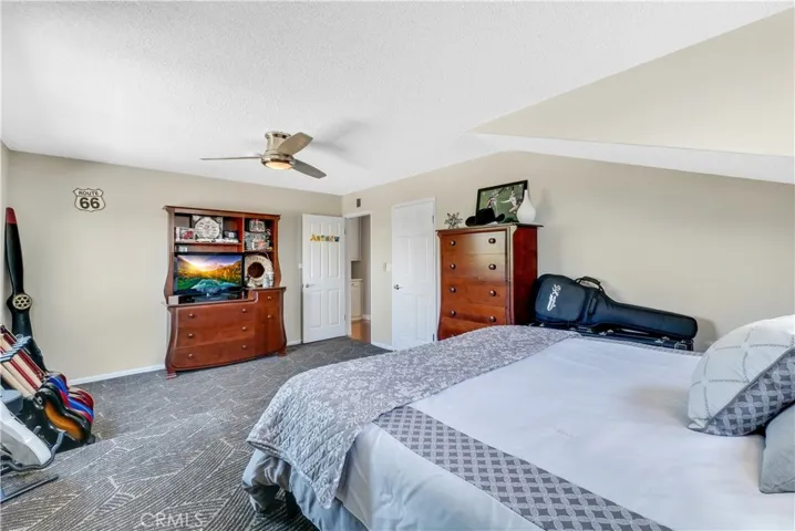 4517 Ironwood Avenue, Seal Beach, California 90740
