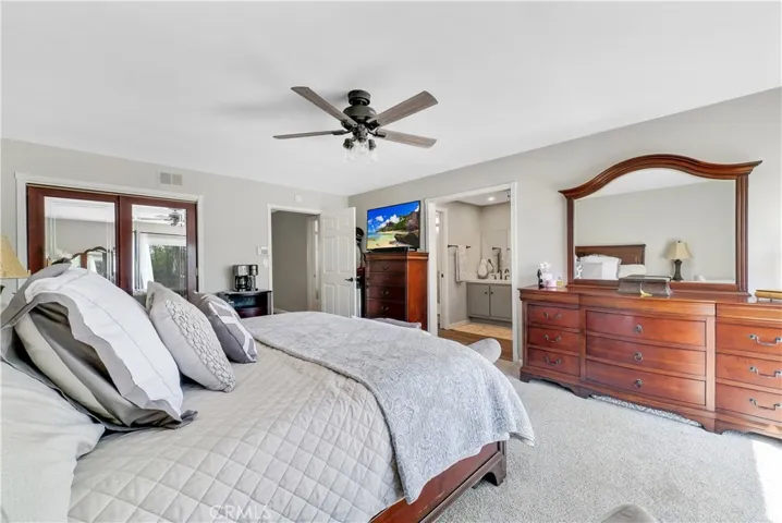 4517 Ironwood Avenue, Seal Beach, California 90740