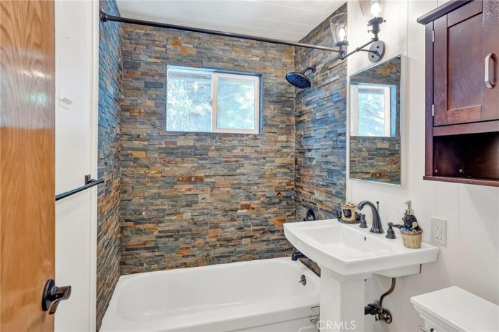 Full bathroom