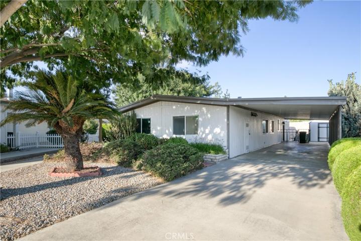 1250 N Kirby Street Unit 35, Hemet, California 92545
