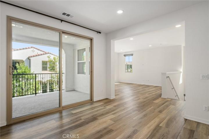 502 Trailblaze, Irvine, California 92618