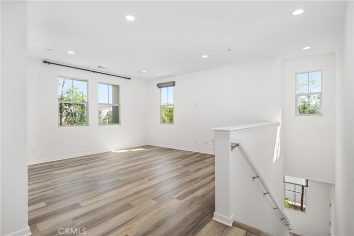 502 Trailblaze, Irvine, California 92618