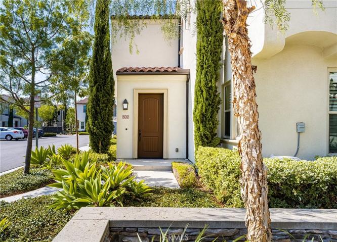 502 Trailblaze, Irvine, California 92618
