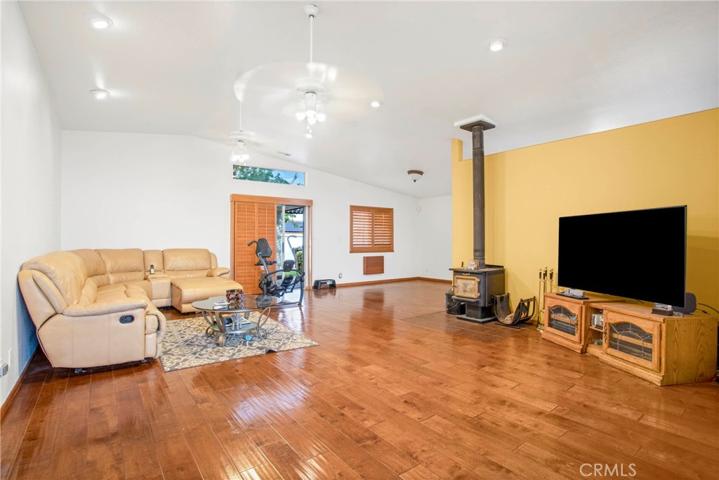 13195 Tamarisk Road, Victorville, California 92395