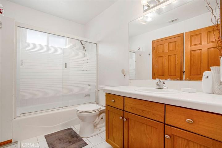 13195 Tamarisk Road, Victorville, California 92395