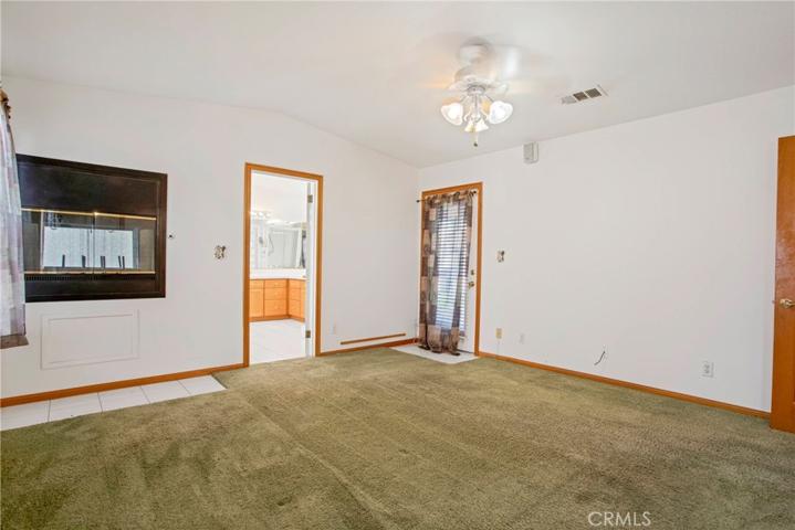 13195 Tamarisk Road, Victorville, California 92395