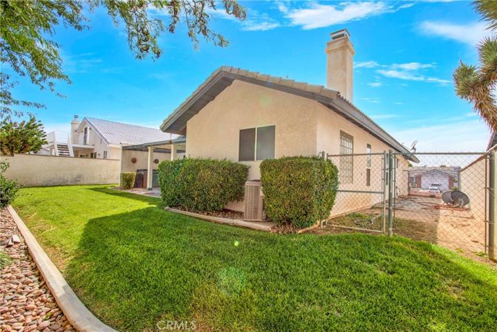 13195 Tamarisk Road, Victorville, California 92395