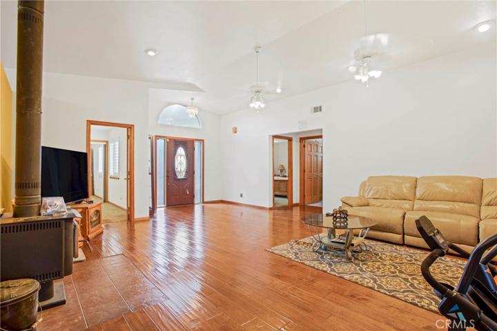 13195 Tamarisk Road, Victorville, California 92395