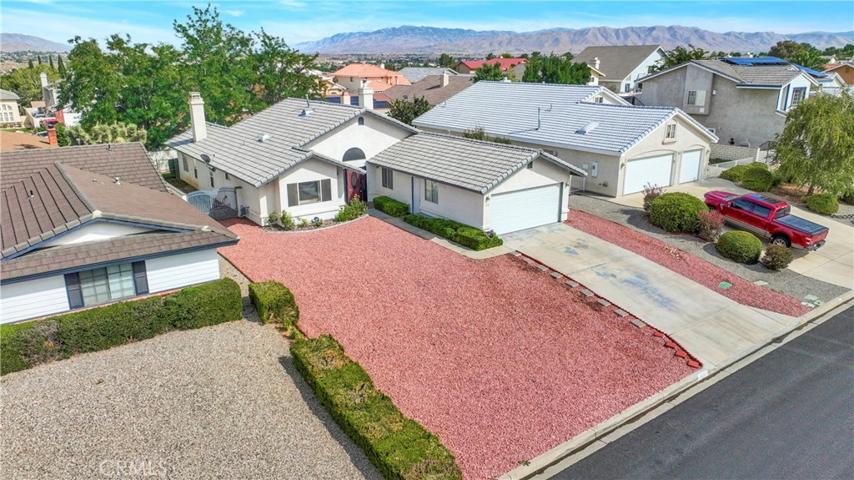 13195 Tamarisk Road, Victorville, California 92395
