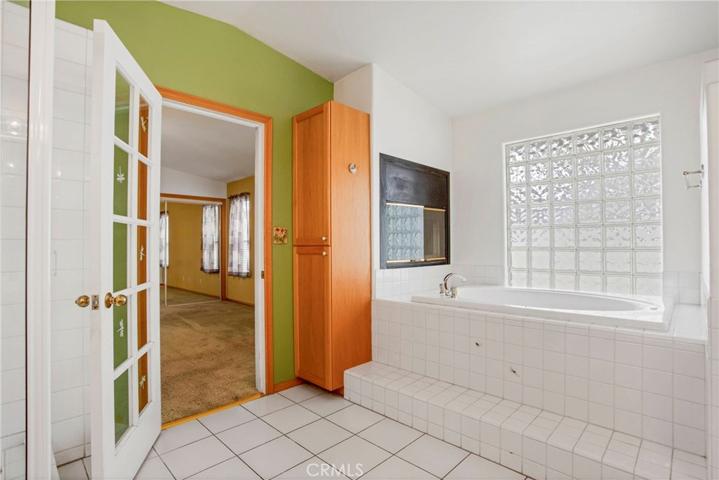 13195 Tamarisk Road, Victorville, California 92395