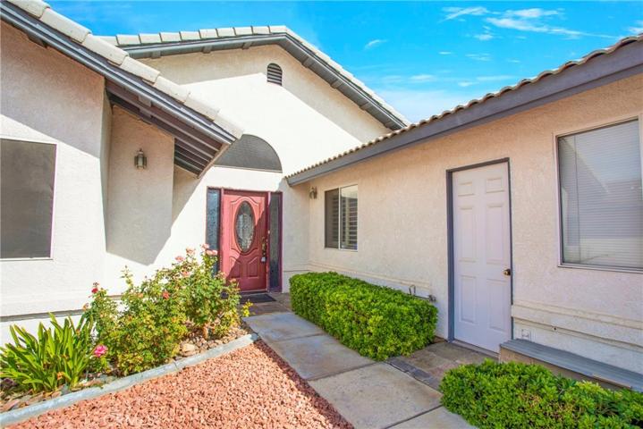 13195 Tamarisk Road, Victorville, California 92395