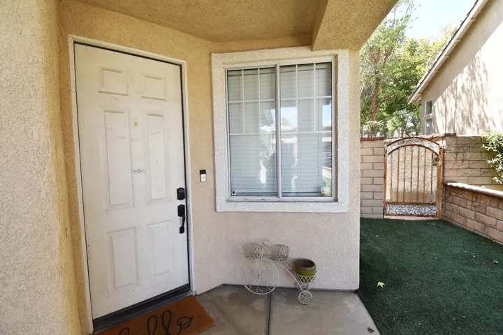 5630 Hunt Club Drive, Fontana, California 92336