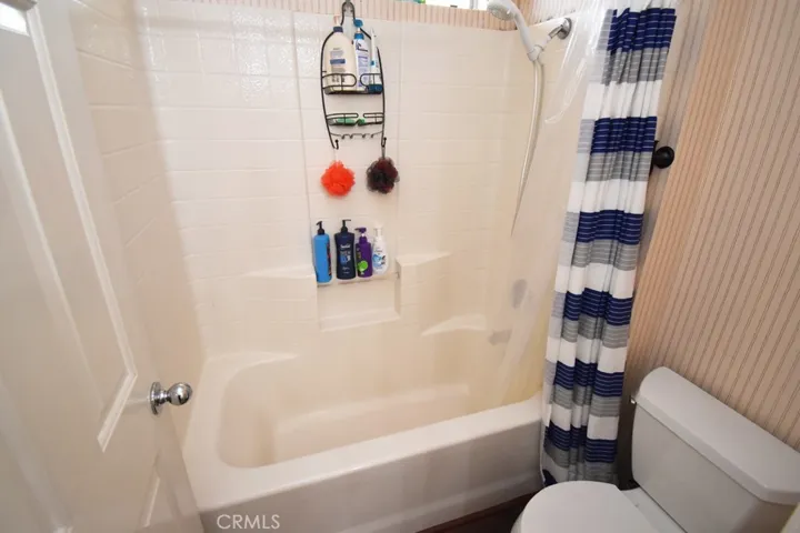 5630 Hunt Club Drive, Fontana, California 92336
