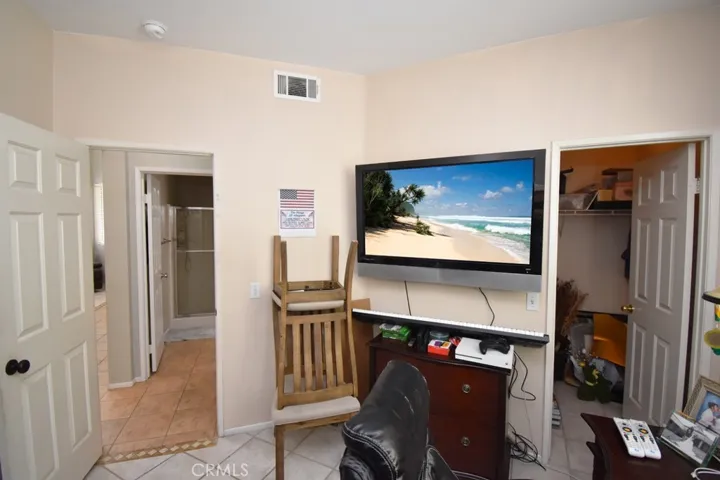 5630 Hunt Club Drive, Fontana, California 92336