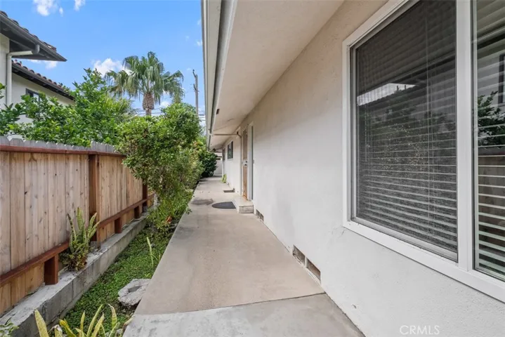 122 W Avenida Valencia, San Clemente, California 92672