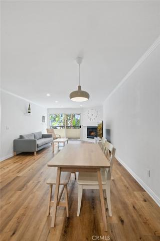 21520 Burbank Boulevard Unit 104, Woodland Hills, California 91367
