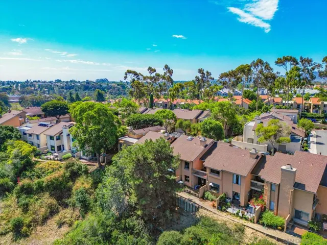8851 Via Andar, San Diego, California 92122