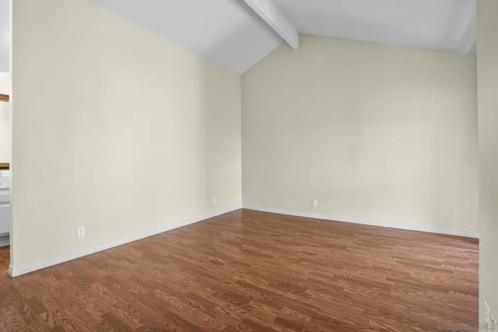 8851 Via Andar, San Diego, California 92122