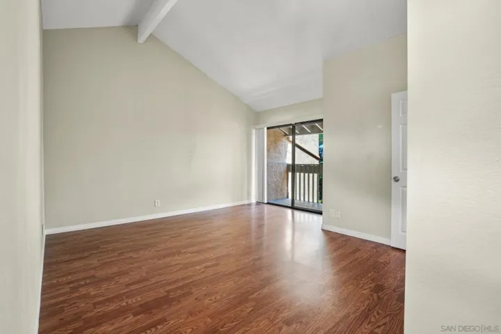 8851 Via Andar, San Diego, California 92122