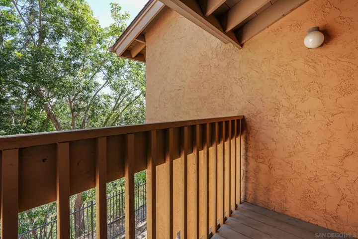 8851 Via Andar, San Diego, California 92122