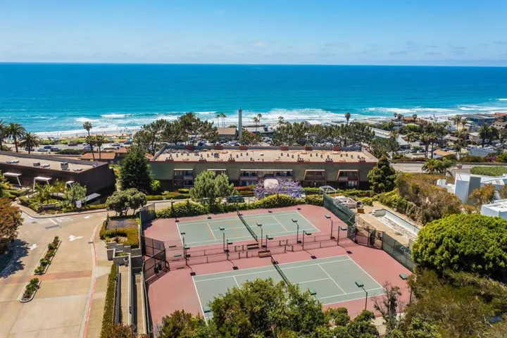 Tennis Courts with Pacific Ocean Views