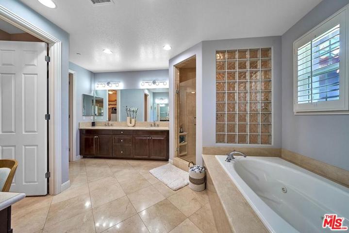 17923 Piazza Bella, Yorba Linda, California 92886